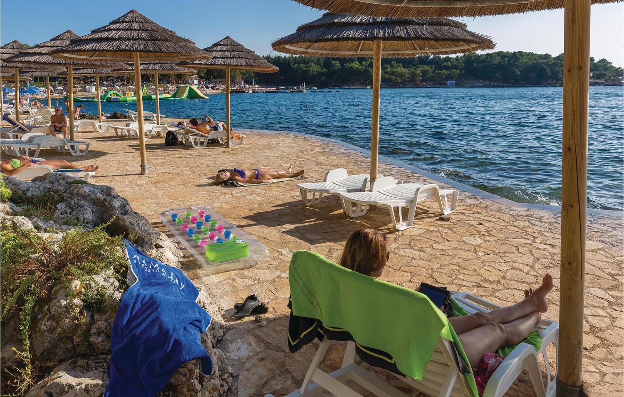 Mugeba Ii Apartment Poreč